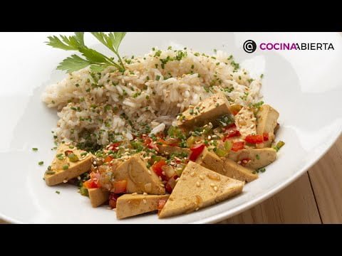 Receta de arroz con verduras y tofu